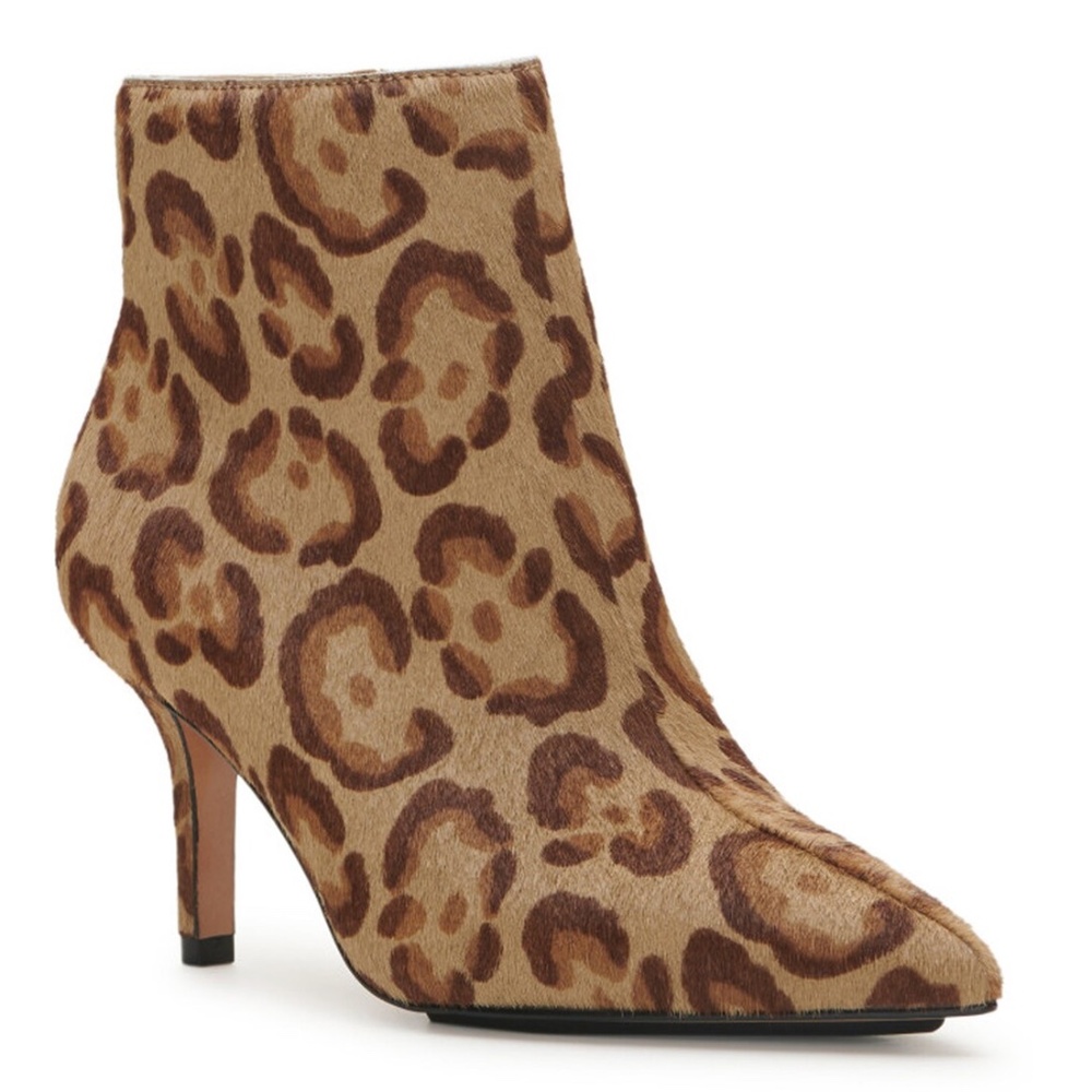 Vince Camuto Freikti Genuine Calf Hair Bootie SZ 6 Leather Mob Wife NWB Animal